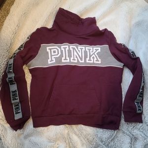 GUC VS Pink sweatshirt